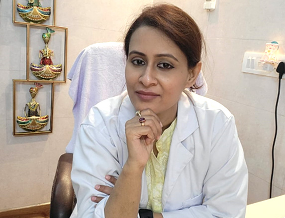 doctor saloni sinha ent specialist delhi